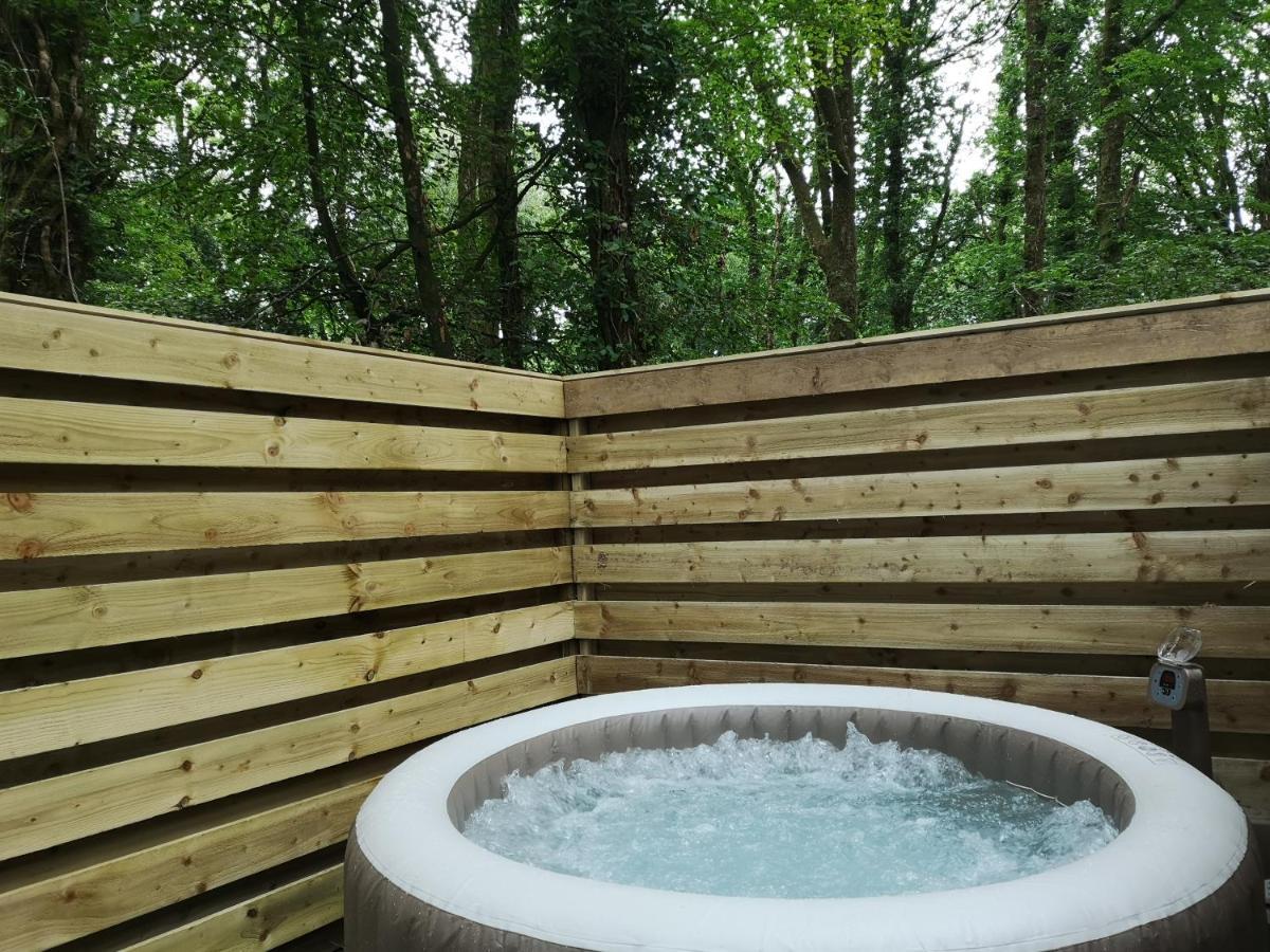 The Pod-Hot Tub-Woodland Lodges-St Clears-Carmarthen Exterior foto